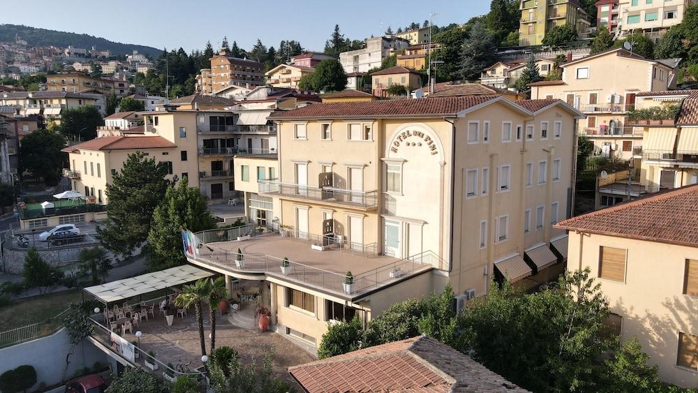 Hotel Dei Pini Fiuggi Exterior photo